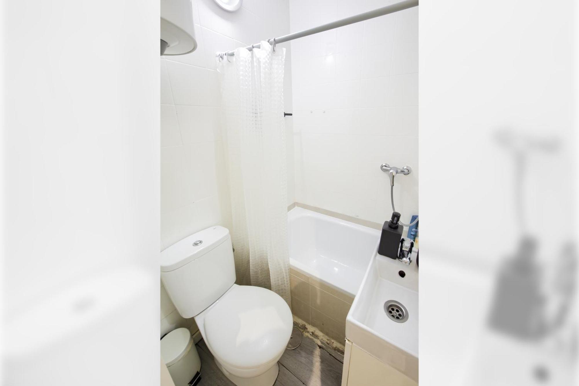 Petit Estudio En Madrid , Centro, 2 Pax, Wi-Fi & Tv מראה חיצוני תמונה